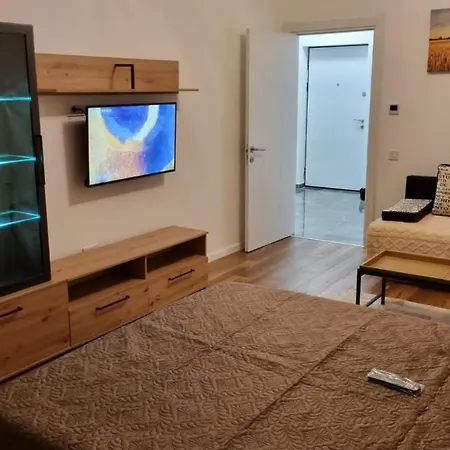 Coresi Luxury Sinuhe Residents For 4 Apartment