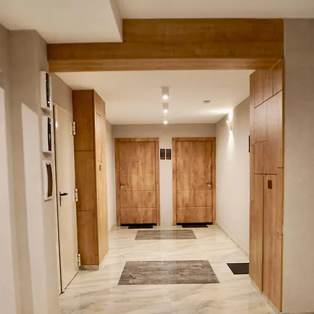 Coresi Luxury Sinuhe Residents For 4 Brasov