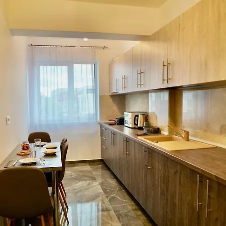 Apartment Coresi Luxury Sinuhe Residents For 4 Brasov
